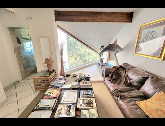 5 BEDROOM HOUSE FOR SALE IN HURLINGHAM